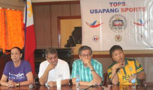 NAGBIGAY ng kanilang mensahe at programa sa pagsulong ng Philippine Sports sina (mula sa kaliwa) dating Philippine Sports Commission (PSC) Commissioner at beach volleyball organizer Tisha Abundo, Asia’s First Grandmaster Eugene Torre at GM Jayson Gonzales sa kanilang pagbisita sa Tabloids Organization in Philippine Sports (TOPS) ‘Usapang Sports’ kahapon sa National Press Club (NPC) building.