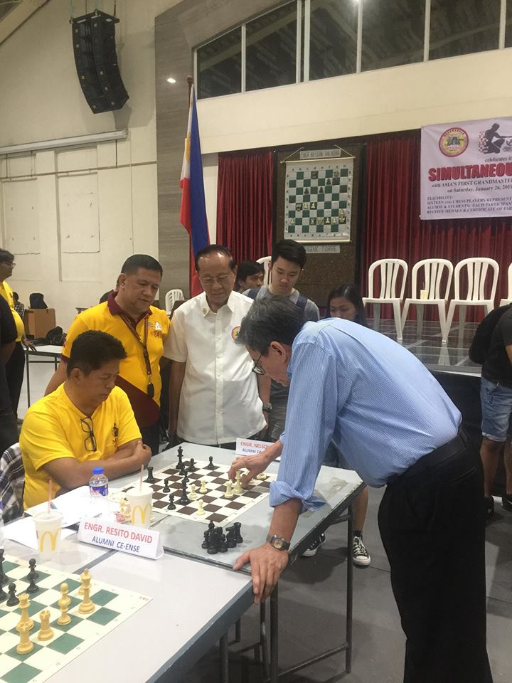 GM Torre, hanep sa Mapua simul chess