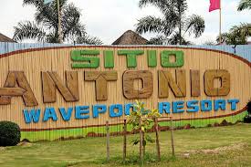 14 bata, naospital sa chlorine sa pool