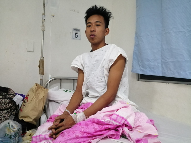 Grocery bagger, ligtas sa pagguho