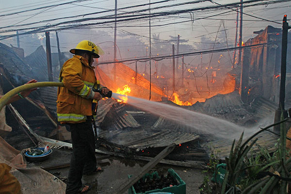 700 pamilya sa Cebu, nasunugan