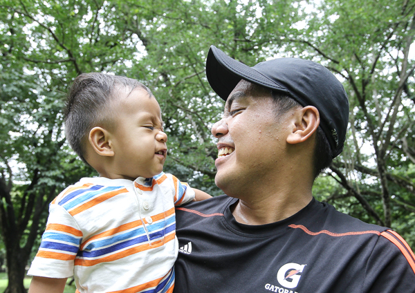 LRT-2, may surprise kay tatay bukas