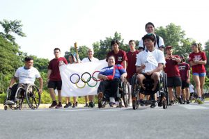 PINANGUNAHAN ng Olympian at Paralympic medalists ang isinagawang ‘unity walk’ para isulong ang kapakanan ng mga atletang Pinoy