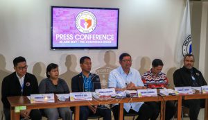 NAGPAHAYAG ng kahandaan ang Philippine Sports Commission (PSC) sa pamumuno ni Chairman William ‘Butch’ Ramirez (ikatlo mula sa kanan) para maidaos ng matagumpay ang SEA Games hosting sa Nobyembre. (PSC PHOTO)