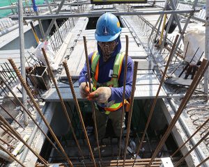 SKYWAY 3 SOON Tinatapos ang Metro Manila Skyway Stage 3 project, na mag-uugnay sa Buendia, Makati City sa Balintawak, Quezon City, na inaasahang magbubukas na sa mga motorista ngayong Hulyo. (ALI VICOY)