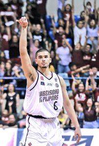 HIGIT pa sa angking husay ang kailangan ni Kobe Paras para maisalba ang University of the Philippines sa isa pang kabiguan.  (RIO DELUVIO)