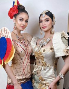 Pia & Megan 30th SEA G