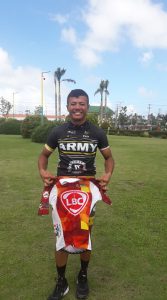 BORDEOS: Kapit sa LBC red jersey.