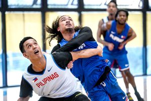 NAKIPAGBUNO ng todo ang mga miyebro ng Philippine 3x3 basketball team sa ensayo para sa nalalapit na pagsabak sa Olympic Qualifying Tournament.