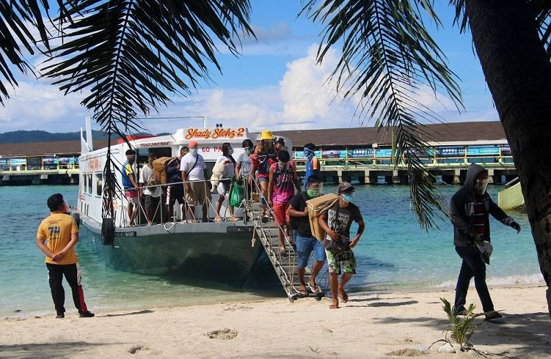 DOT: 30 lugar, binuksan ulit sa mga turistang bakunado