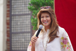 Sen. Marcos sa umano'y birthday party ng ina: 'Nag-merienda lang!'